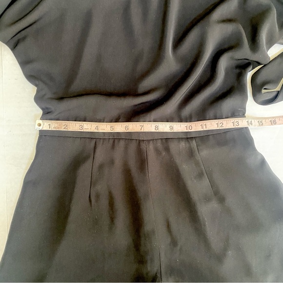 Keepsake The Label Two Minds Cold Shoulder Blck Playsuit Romper sz Medium - Picture 14 of 16